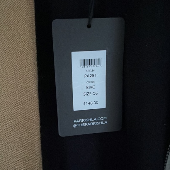 Parrish LA color block poncho wrap by Rachel Zoe curator box - Picture 5 of 5